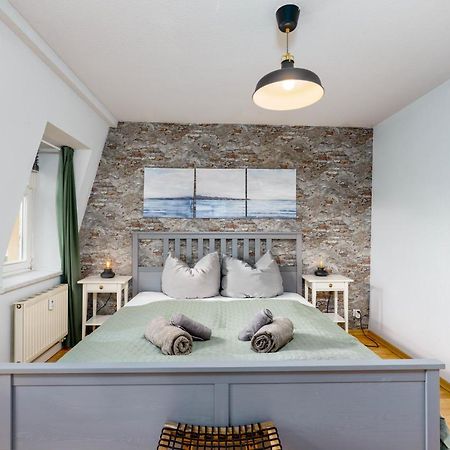2R Apartment Perfect For Families! Kitchen - Parking - Netflix 德累斯顿 外观 照片