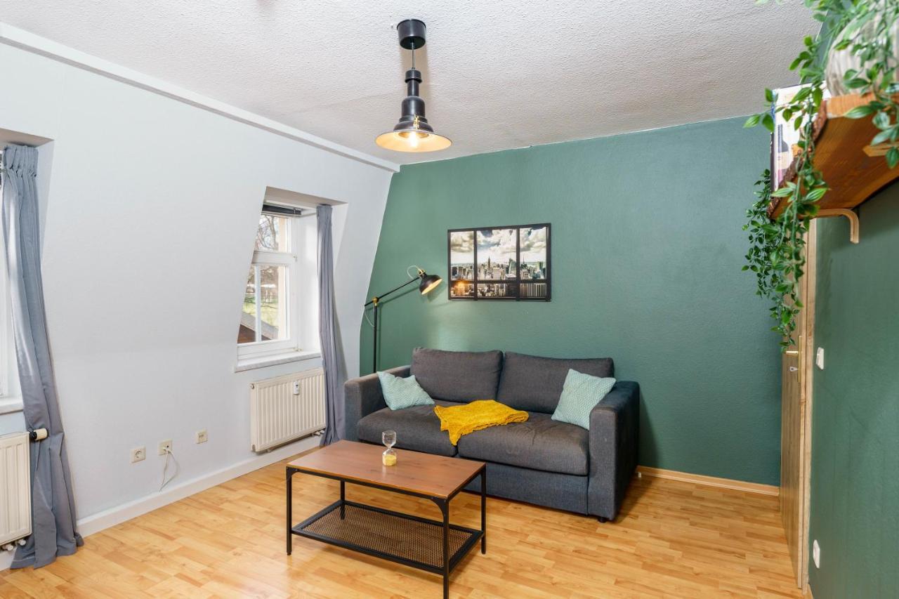 2R Apartment Perfect For Families! Kitchen - Parking - Netflix 德累斯顿 外观 照片
